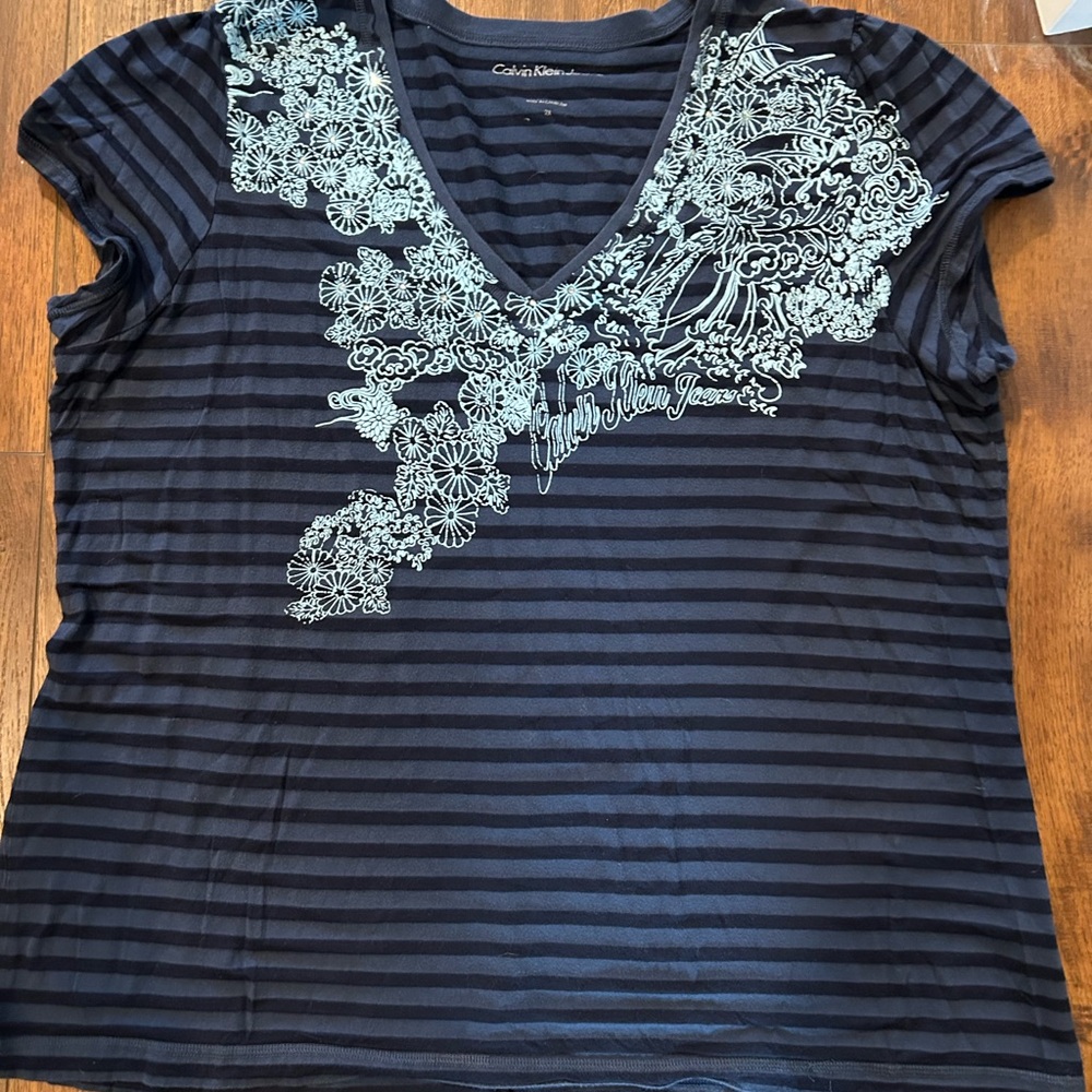 Calvin Klein Tee size 2X